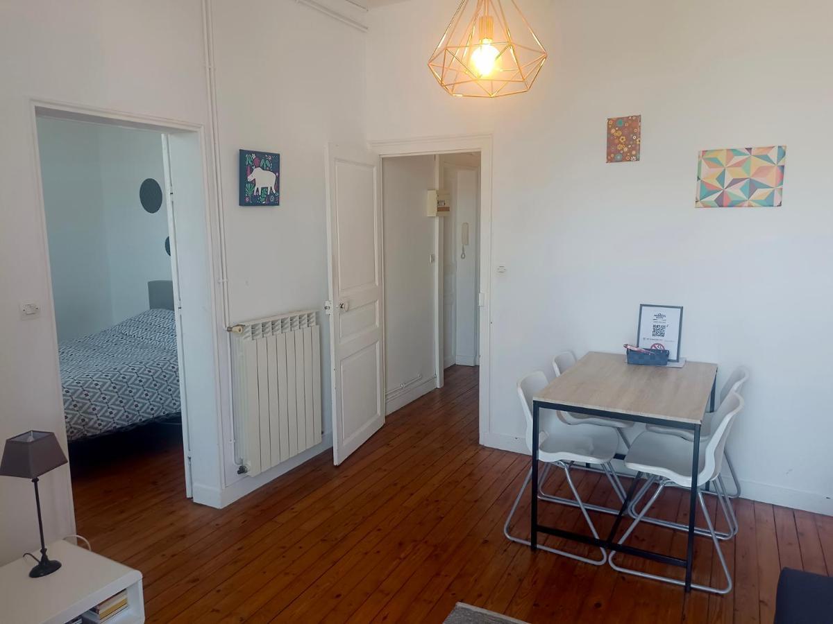Balcon Sur Loire Local Velo Apartment Saumur Luaran gambar